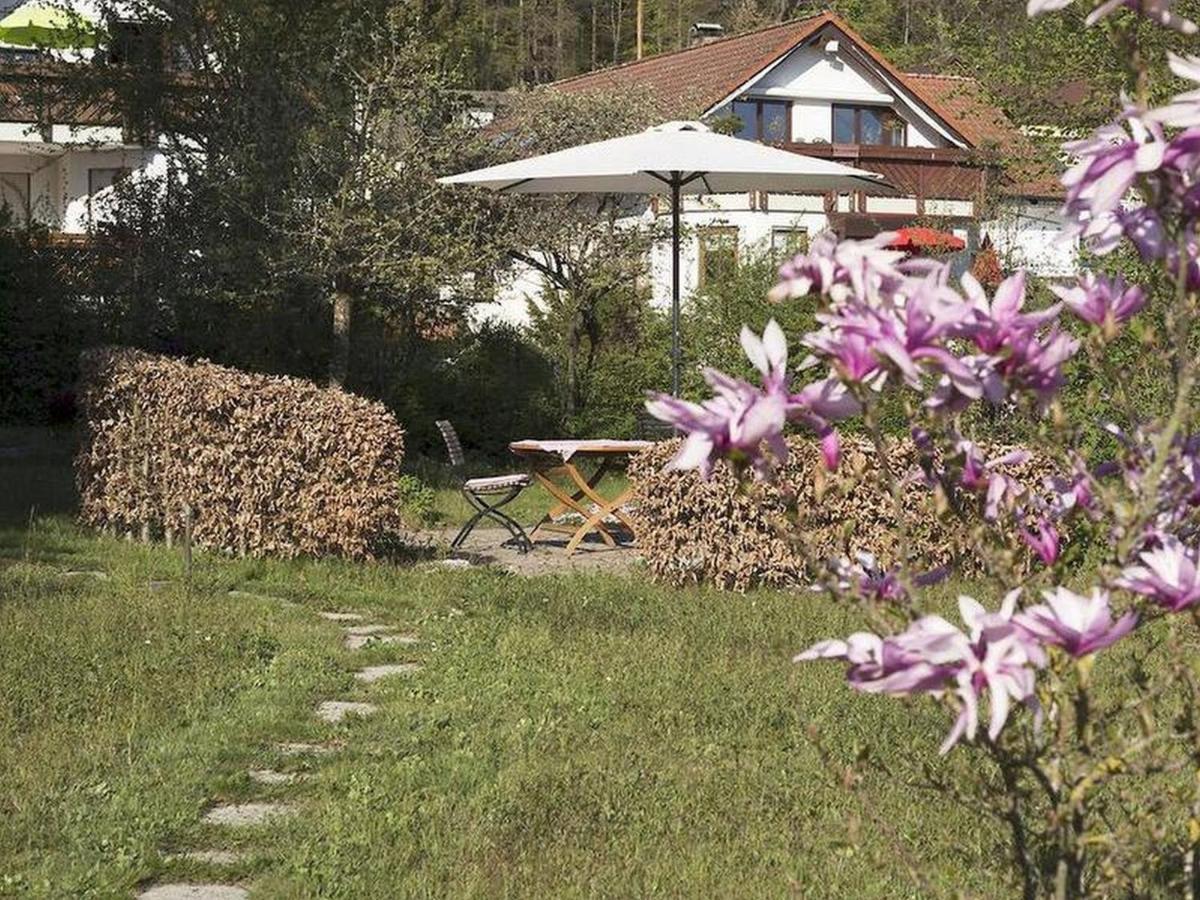 Hotel Ferienhaus und Gästezimmer Cleo Uhldingen-Mühlhofen Exterior foto